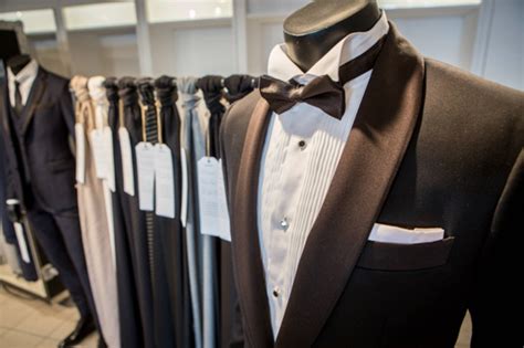 indochino outlet toronto.